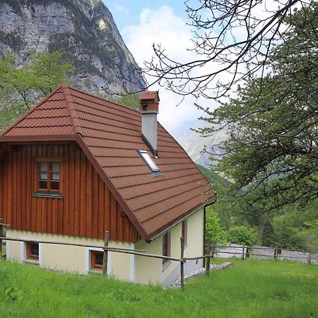 Zadnjica Holiday House Soča Eksteriør billede